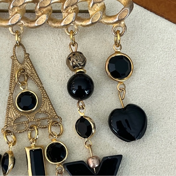 Vintage 80s Gold Tone Brooch with Black Dangling Charms - Picture 7 of 10